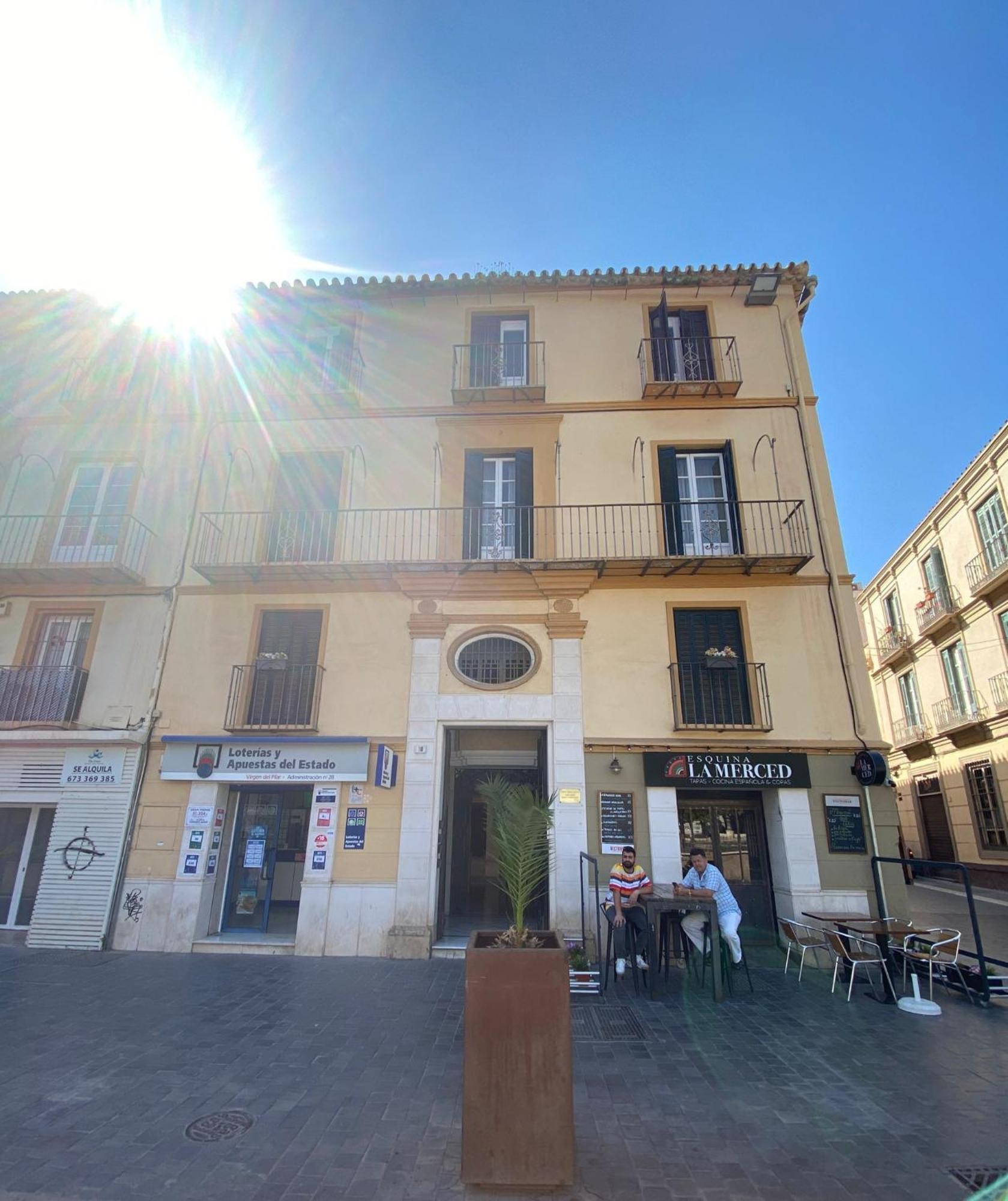 Merced10 2A Malaga Bagian luar foto